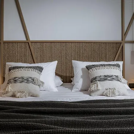 Mon Repo 拉加纳斯